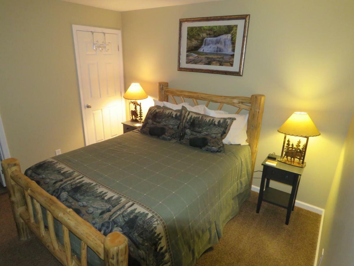 9 Bar W Cabins West Yellowstone Ngoại thất bức ảnh
